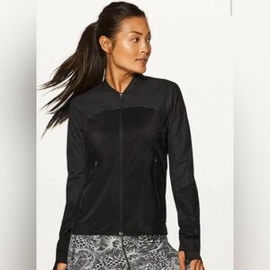 Lululemon Size 4 Black Run On Running Jacket